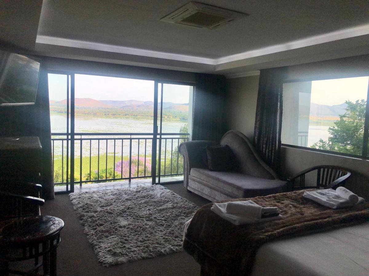 Kosmos Lodge Hartbeespoort Exteriér fotografie