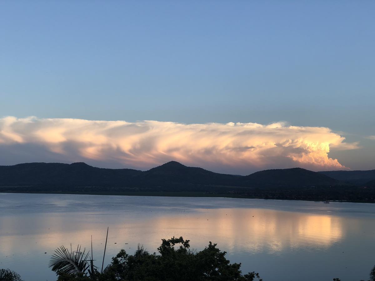Kosmos Lodge Hartbeespoort Exteriér fotografie